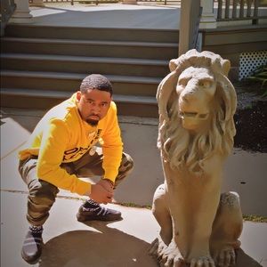 Meet your Posher, Sabur